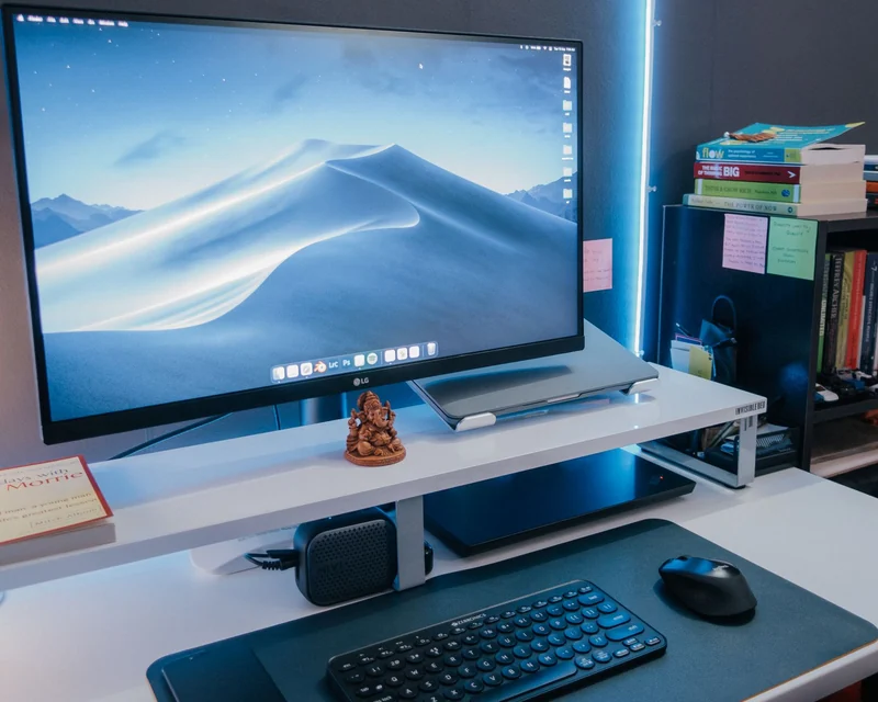 Gaming display